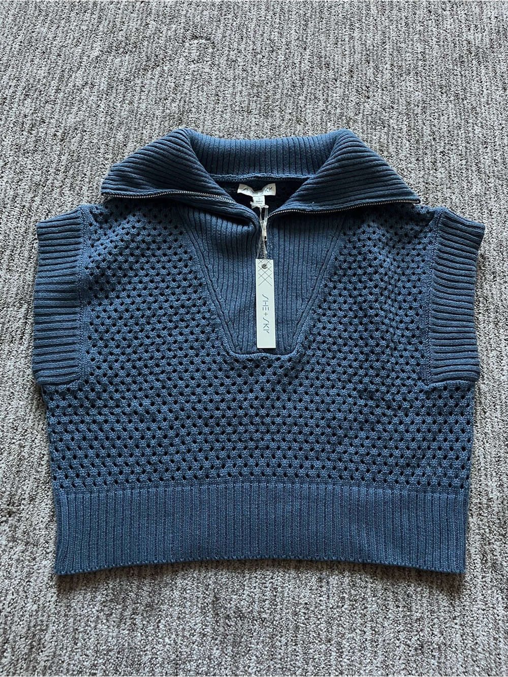 She + Sky collared drop shoulder sweater size small NWT